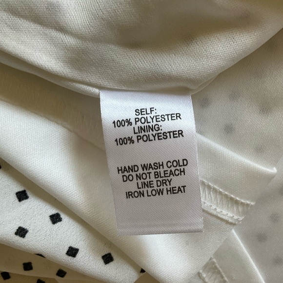 *NWT* Lulu’s white & black dot print “Twirl Me Around” Off Shoulder Skater Dress - Picture 15 of 15